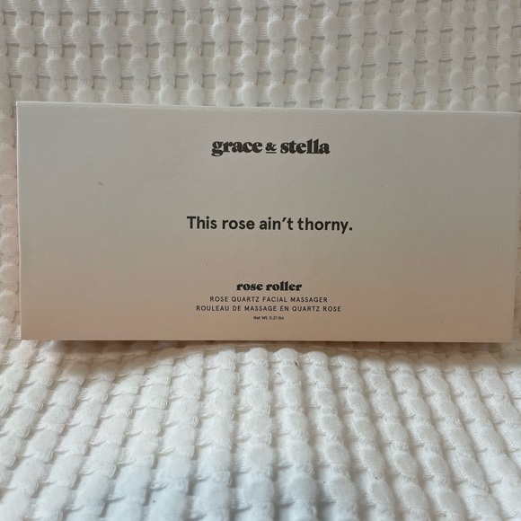 Grace & Stella Rose Quartz face roller - Picture 3 of 4